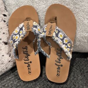 Gypsy Jazz Daisy Floral Sandals - Brown and Yellow